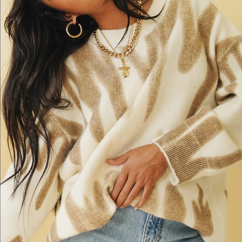 Verge Girl Along the Sidewalk Sweater